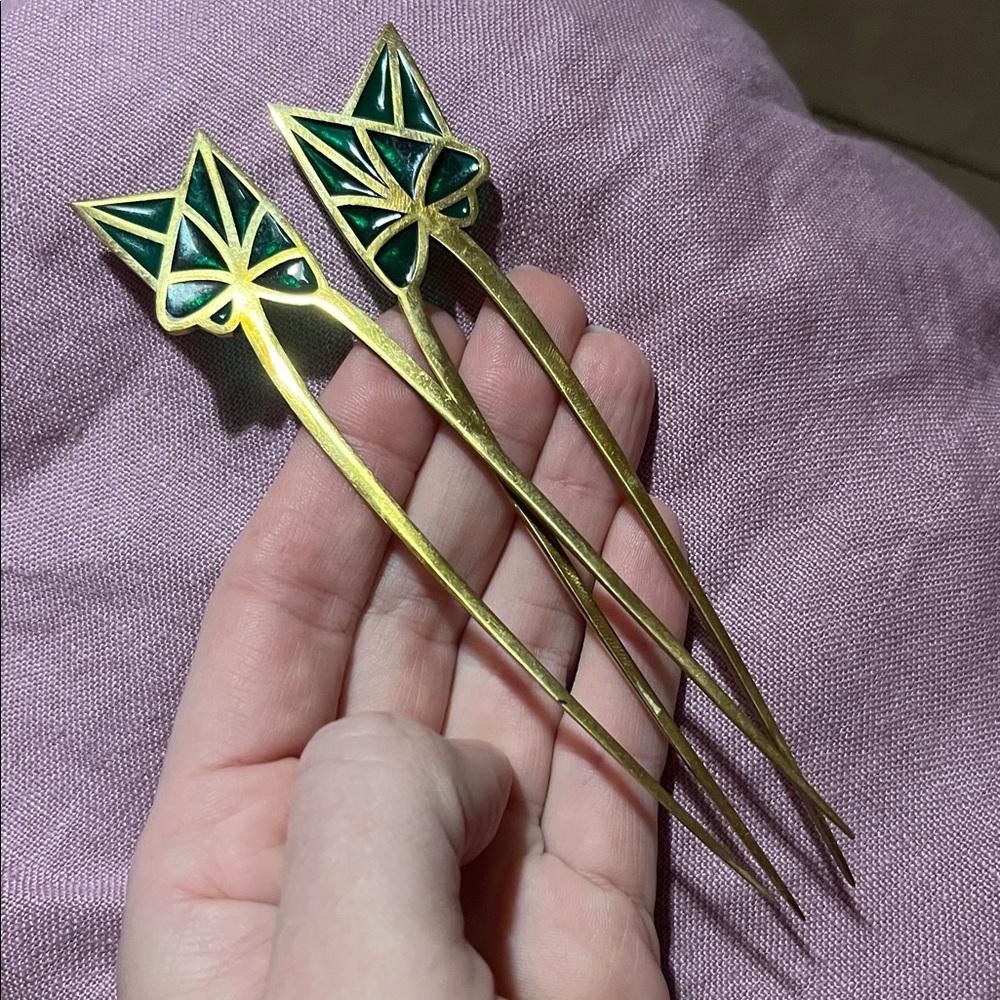 TWO 2 ARMSTREET HAIR PIN HAIRPIN PINS WATER FLOWERS MEDIEVAL UKRAINIAN BRASS